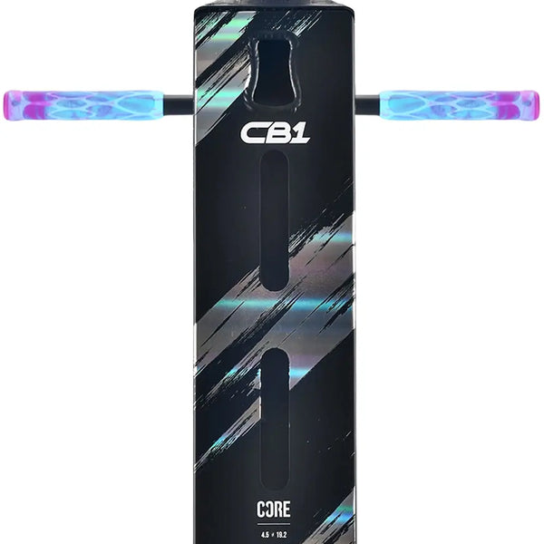 Core CB1 Stuntstep Zwart Neochrome 75.5cm