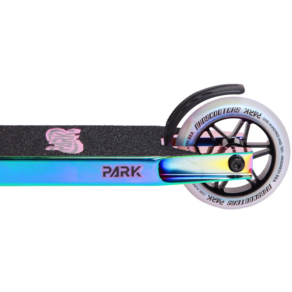 NKD Park Stuntstep Neochrome 84cm