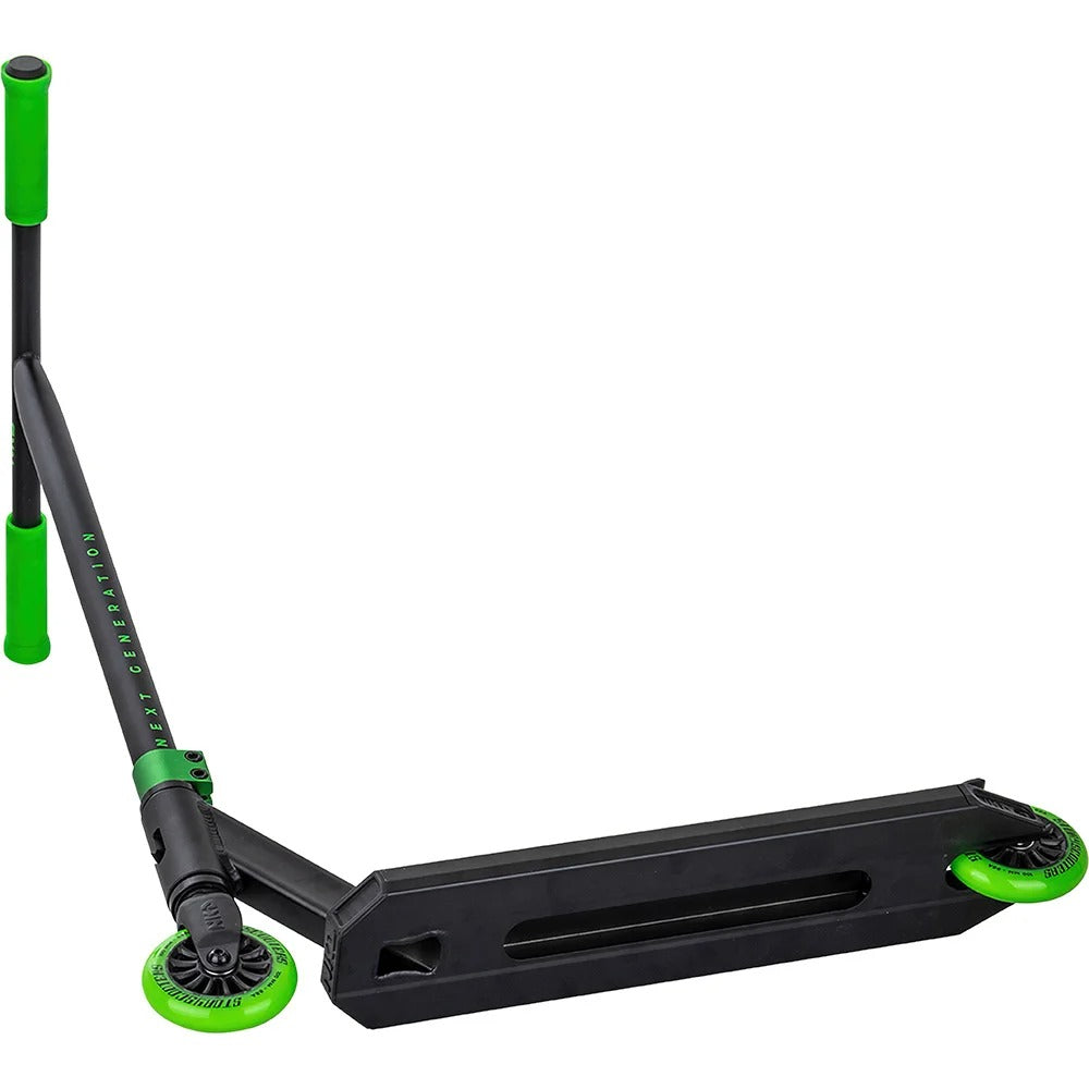 NKD Next Generation 2025 V2 Stuntstep 82cm / 79.5 cm Groen Zwart