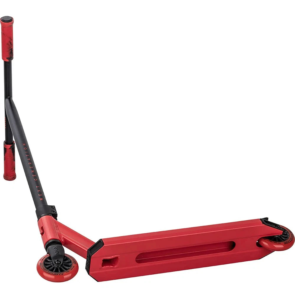 NKD Next Generation 2025 V2 Stuntstep 82cm / 79.5 cm  Rood Zwart